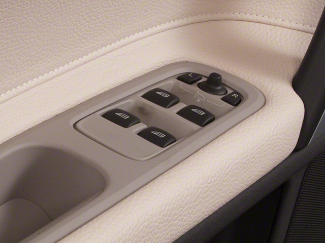 2013 Volvo C70 T5