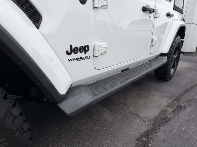 2020 Jeep Wrangler Unlimited Sahara Altitude