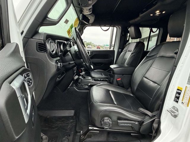 2020 Jeep Wrangler Unlimited Sahara Altitude