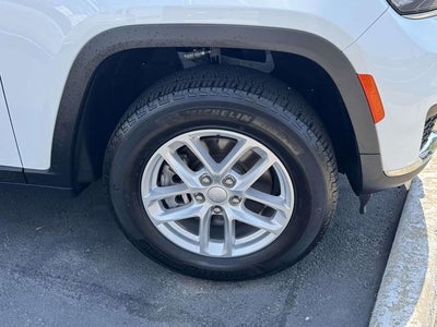 2024 Jeep Grand Cherokee L Laredo