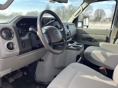 2019 Ford E-350SD Base Cutaway