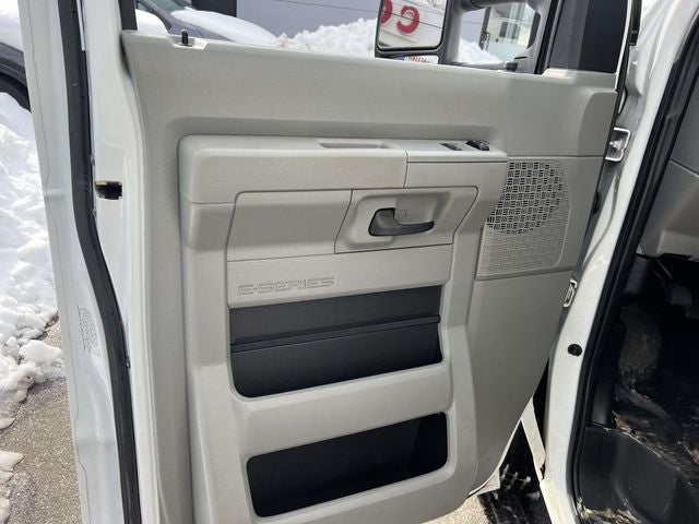 2019 Ford E-350SD Base Cutaway