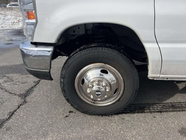 2019 Ford E-350SD Base Cutaway