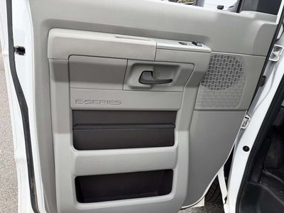 2023 Ford E-350SD Base Cutaway