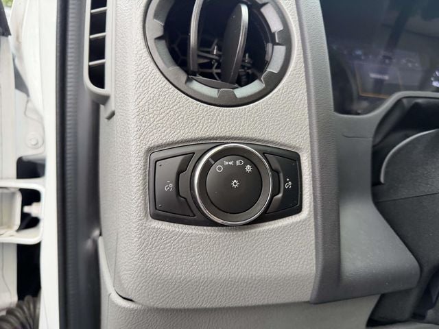 2023 Ford E-350SD Base Cutaway