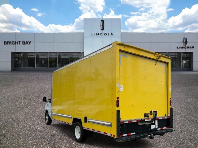 2023 Ford E-350SD Base Cutaway