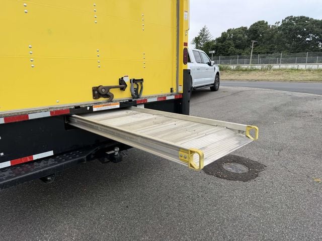 2023 Ford E-350SD Base Cutaway