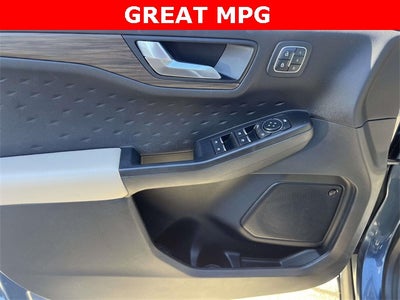 2020 Ford Escape Titanium Hybrid