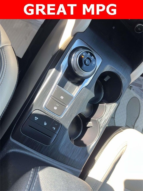 2020 Ford Escape Titanium Hybrid