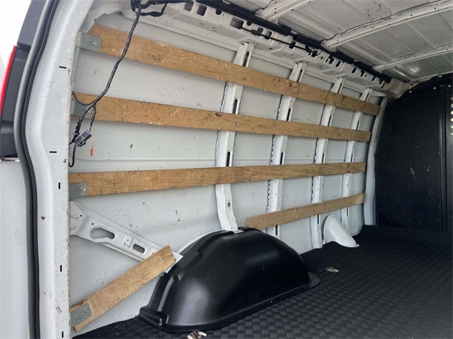 2023 GMC Savana 2500 Work Van