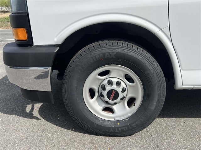 2023 GMC Savana 2500 Work Van