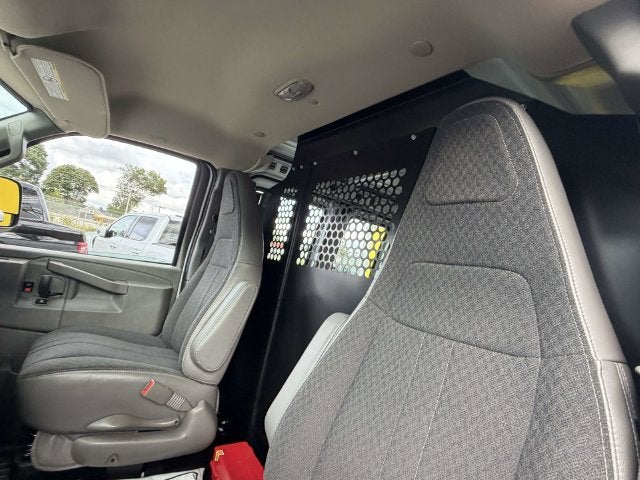 2025 GMC Savana 2500 Work Van