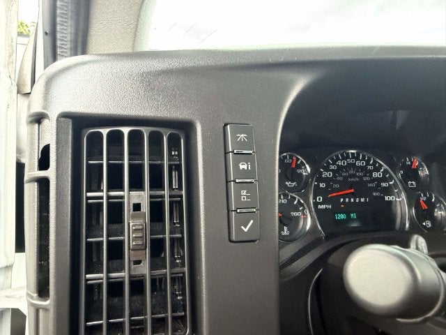2025 GMC Savana 2500 Work Van