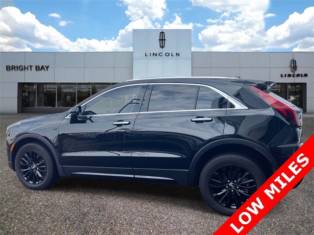 2025 Cadillac XT4 Premium Luxury