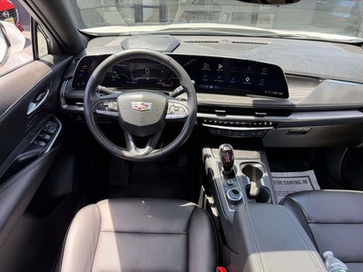 2024 Cadillac XT4 Premium Luxury