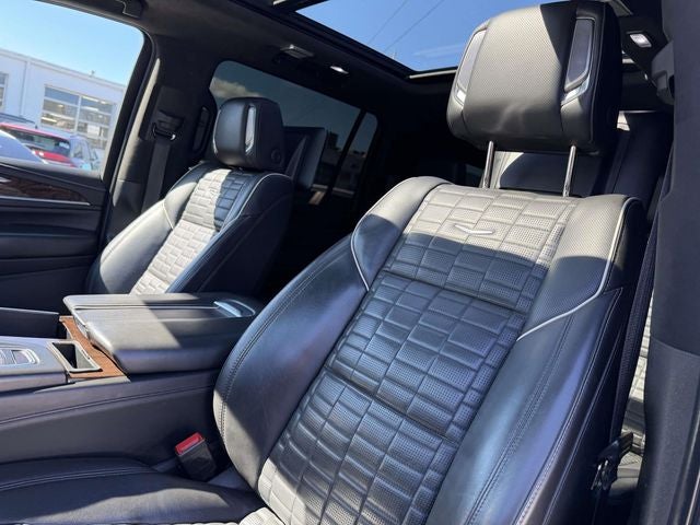2022 Cadillac Escalade ESV Sport Platinum