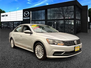 2017 Volkswagen Passat 1.8T SE