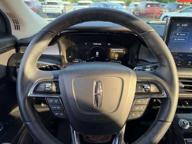 2022 Lincoln Nautilus Standard
