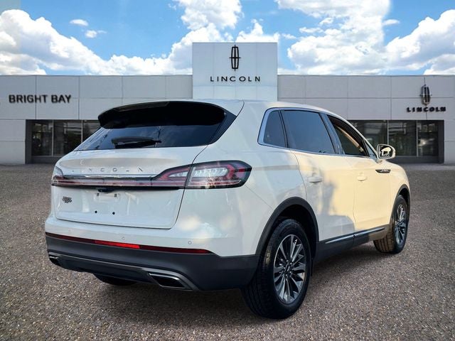 2022 Lincoln Nautilus Standard