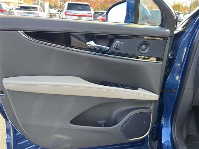 2021 Lincoln Nautilus Reserve