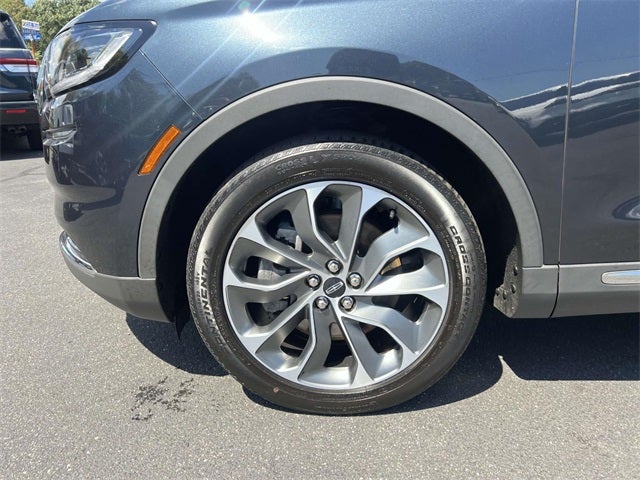 2021 Lincoln Nautilus Reserve