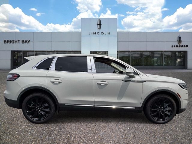 2021 Lincoln Nautilus Reserve