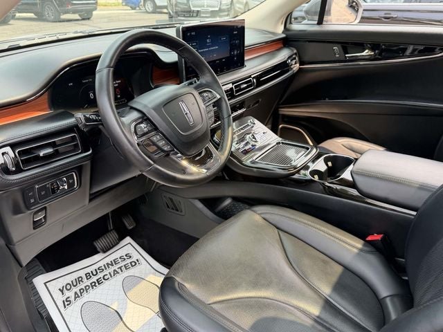 2022 Lincoln Nautilus Reserve V6