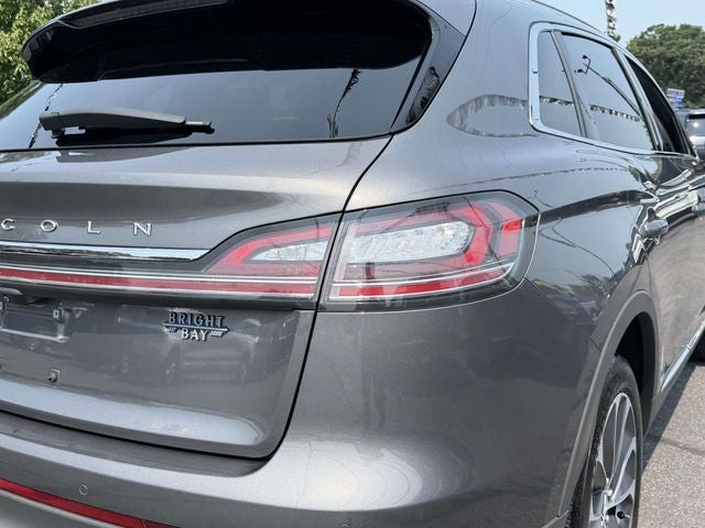 2022 Lincoln Nautilus Reserve V6