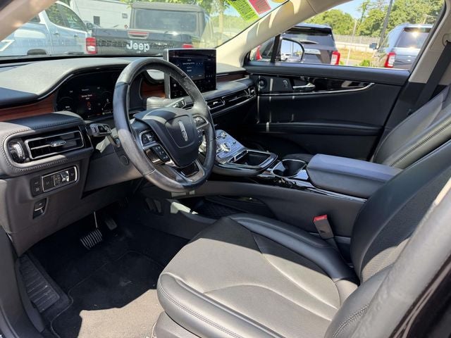 2023 Lincoln Nautilus Reserve V6