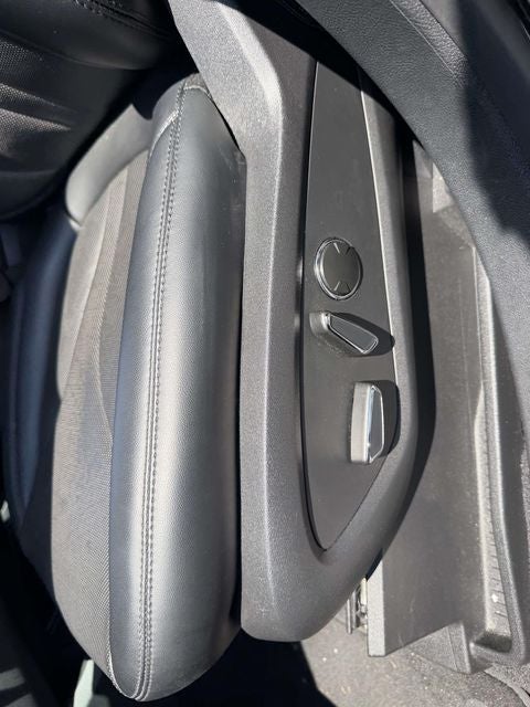 2023 Lincoln Nautilus Reserve V6