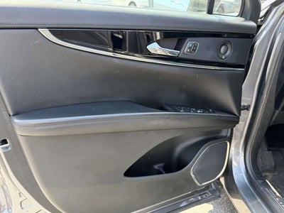2023 Lincoln Nautilus Reserve V6