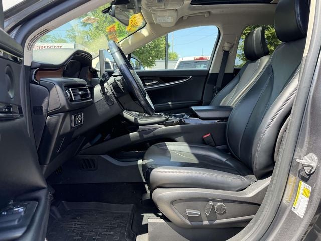 2023 Lincoln Nautilus Reserve V6