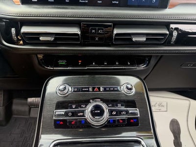 2023 Lincoln Nautilus Reserve V6
