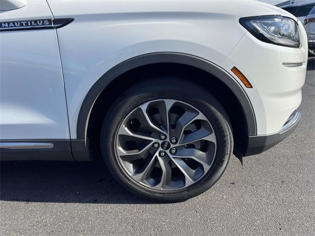 2022 Lincoln Nautilus Reserve