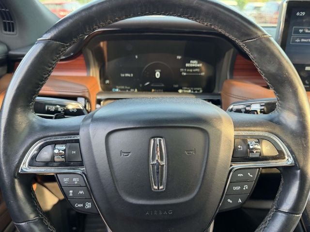 2023 Lincoln Nautilus Reserve V6