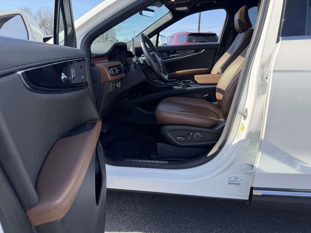 2023 Lincoln Nautilus Reserve V6