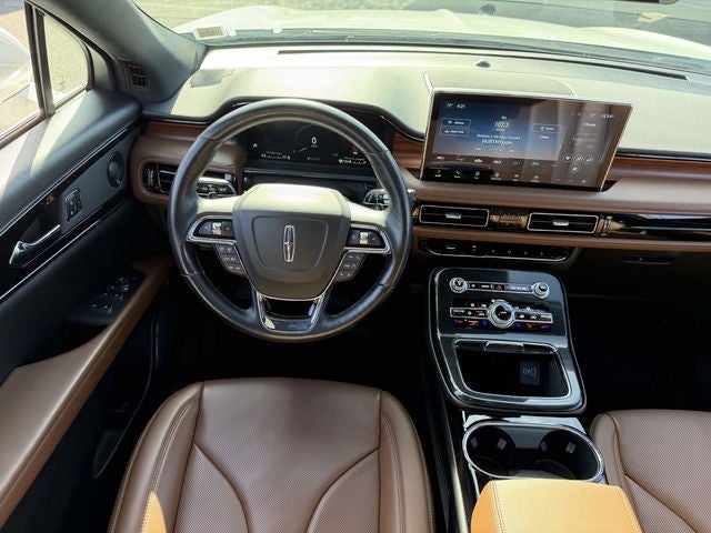 2023 Lincoln Nautilus Reserve V6