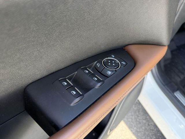 2023 Lincoln Nautilus Reserve V6