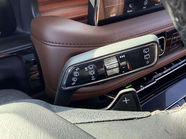 2023 Lincoln Nautilus Reserve V6