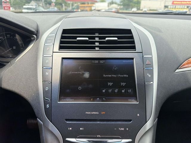 2013 Lincoln MKZ Base
