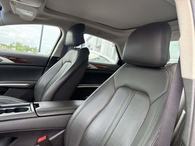 2013 Lincoln MKZ Base