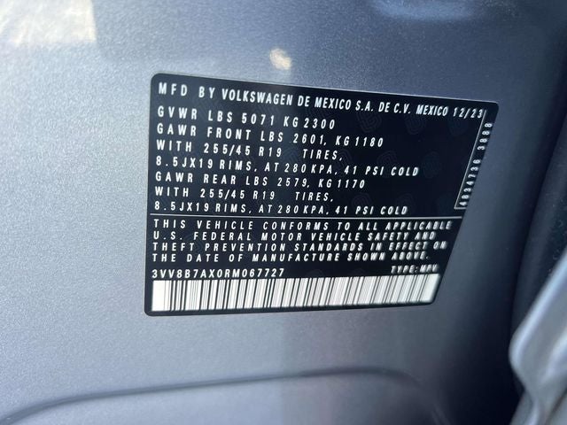 2024 Volkswagen Tiguan 2.0T SE R-Line Black