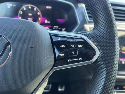 2024 Volkswagen Tiguan 2.0T SE R-Line Black