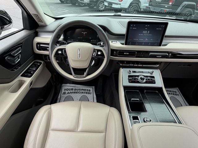 2023 Lincoln Aviator Standard
