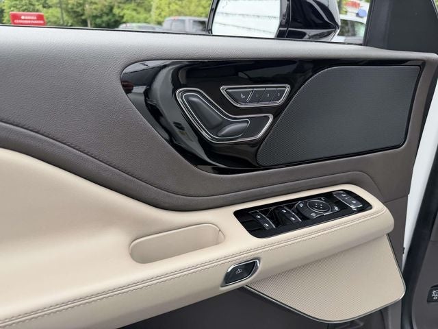 2023 Lincoln Aviator Standard