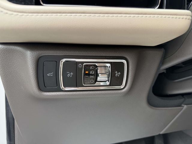 2023 Lincoln Aviator Standard