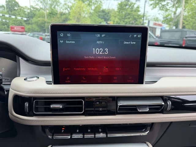 2023 Lincoln Aviator Standard