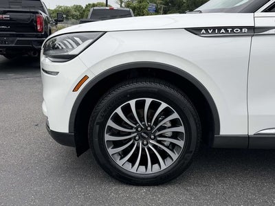 2023 Lincoln Aviator Standard