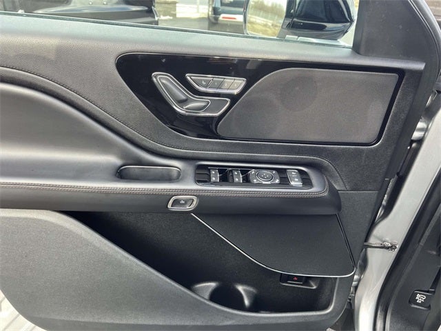 2023 Lincoln Aviator Standard