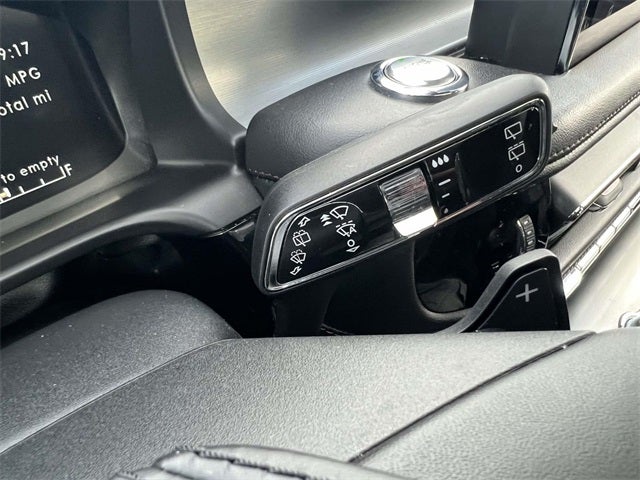 2023 Lincoln Aviator Standard